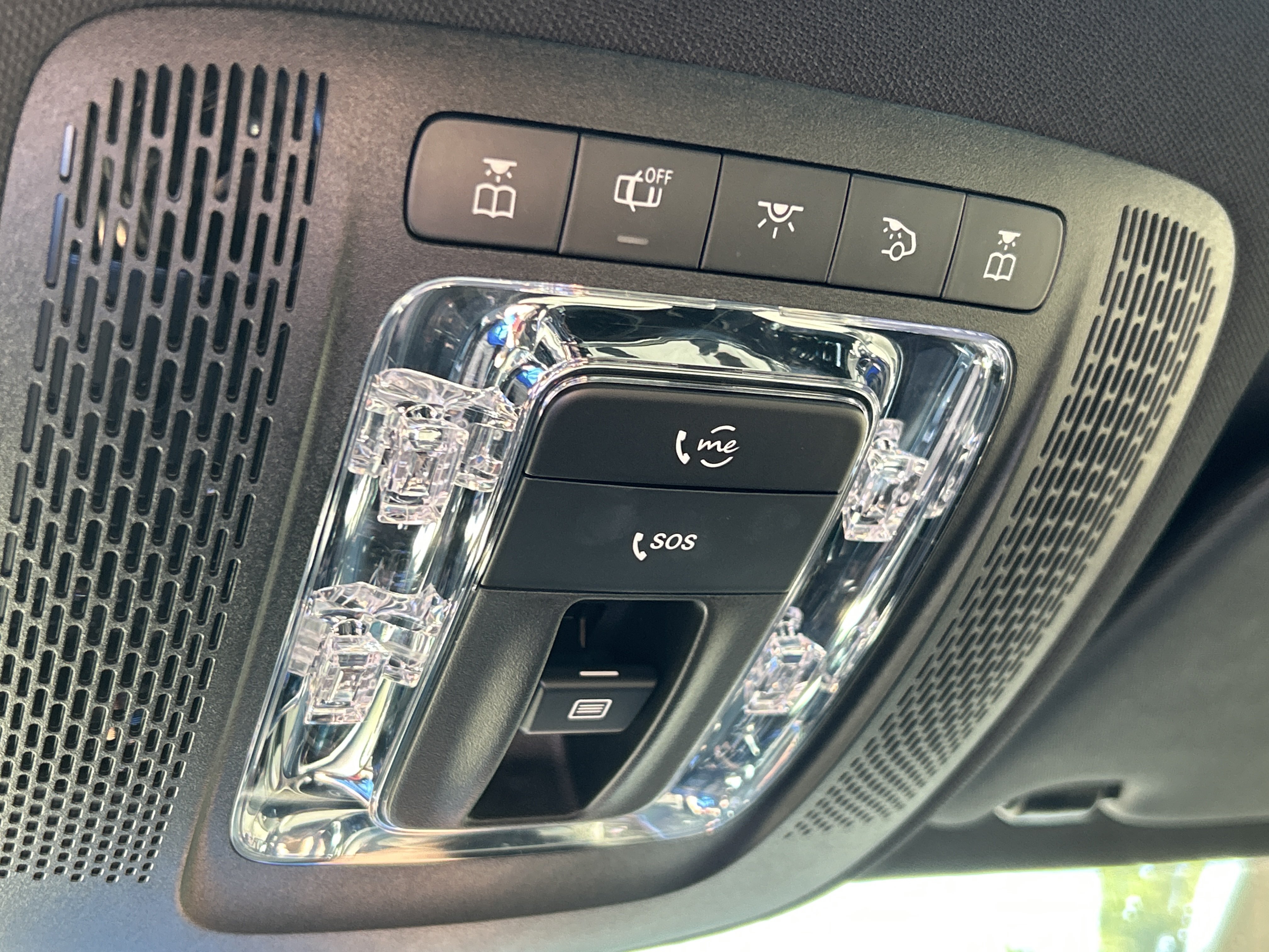 Certified 2021 Mercedes-Benz GLA 250 4MATIC image 36