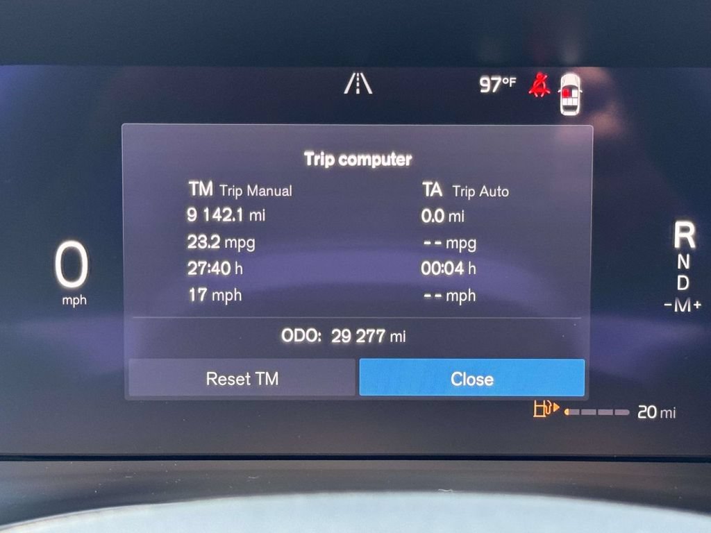 Used 2023 Volvo XC40 B5 Plus w/ Climate Package AWD/4WD image 30