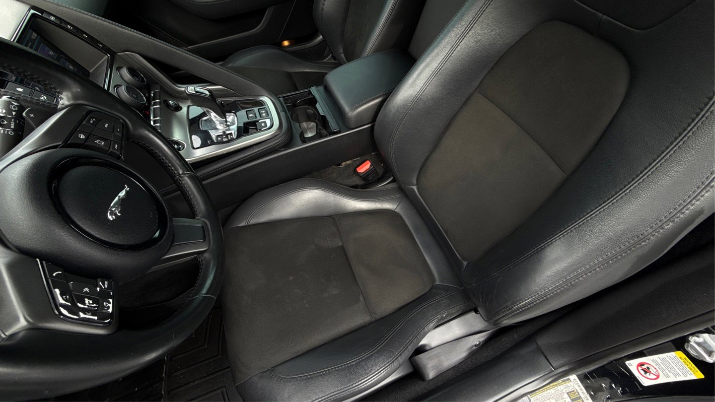 Used 2017 Jaguar F-TYPE Coupe image 10