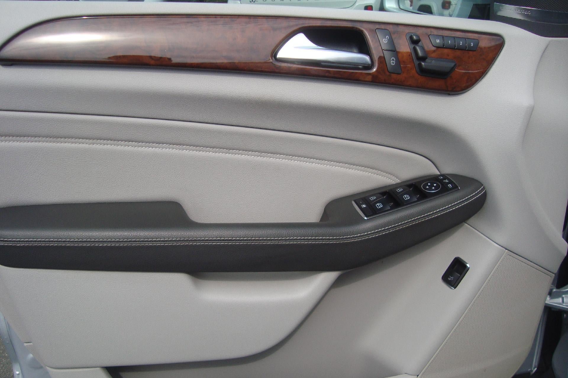 Used 2012 Mercedes-Benz ML 350 4MATIC image 8