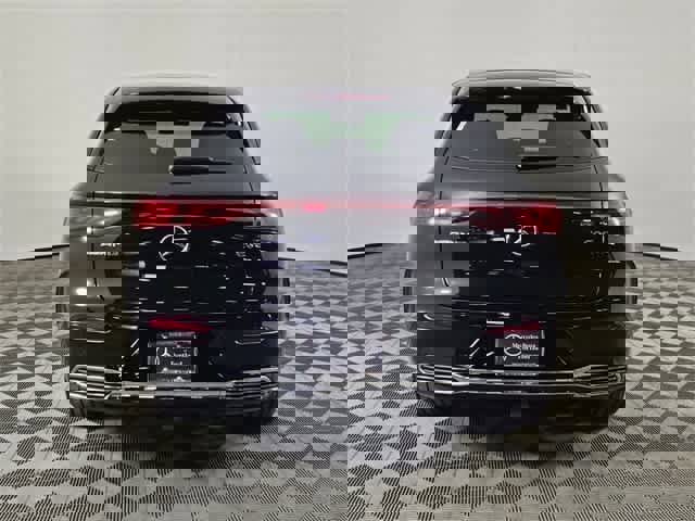 Used 2025 Mercedes-Benz EQE AMG 4MATIC SUV image 4