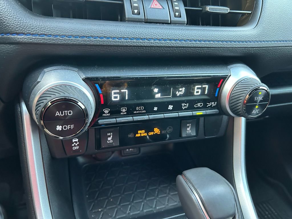 Certified 2025 Toyota RAV4 XSE image 26