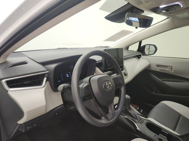 Used 2026 Toyota Corolla LE image 12