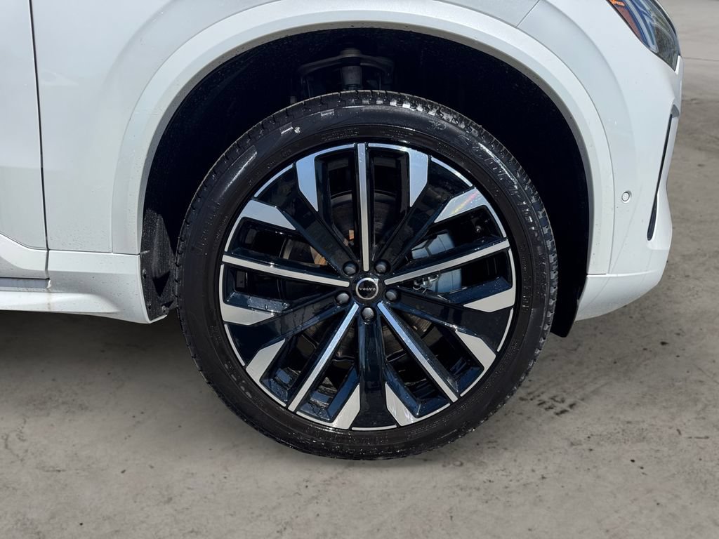 New 2026 Volvo XC90 B6 Ultra w/ Protection Package AWD/4WD image 8