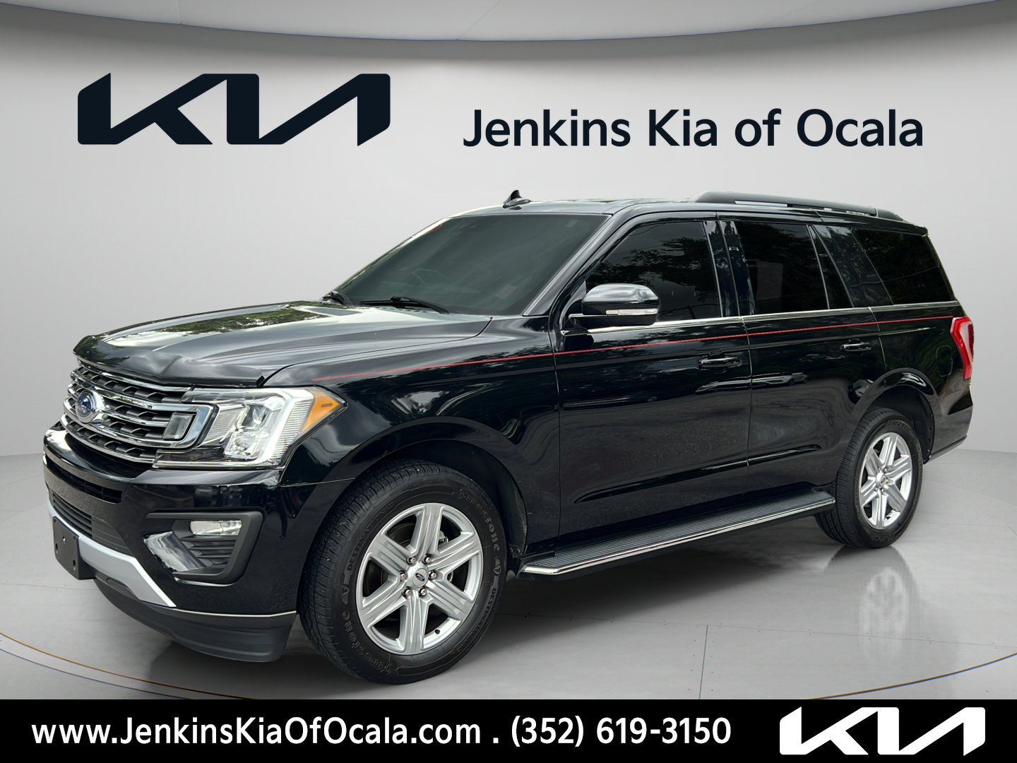 Used 2018 Ford Expedition XLT w/ Equipment Group 202A RWD image 7