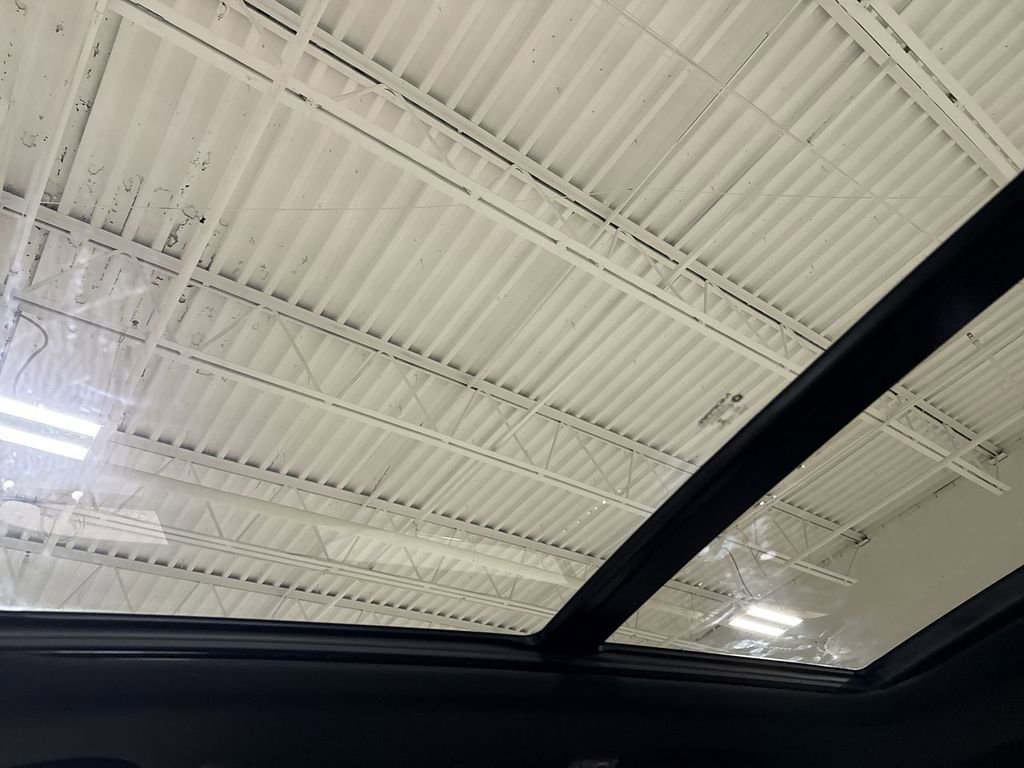 New 2025 Jeep Grand Cherokee Limited image 4