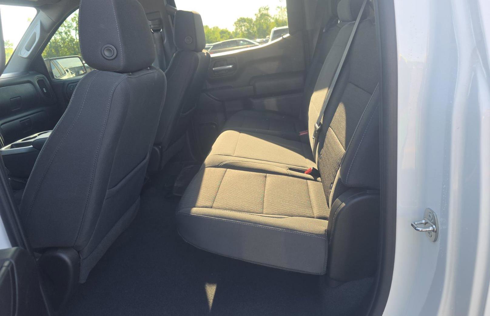 Used 2023 Chevrolet Silverado 1500 Custom AWD/4WD image 14