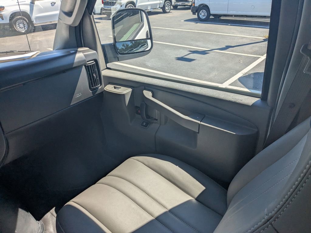 New 2025 Chevrolet Express 2500 w/ Driver Convenience Package image 19
