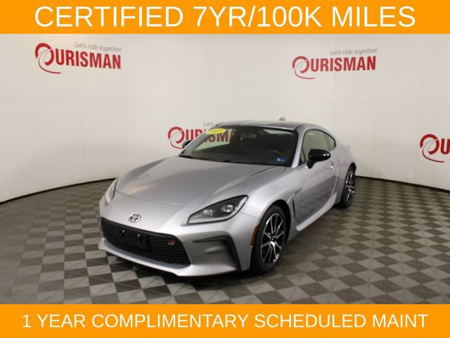 Used 2023 Toyota GR86 RWD image 2