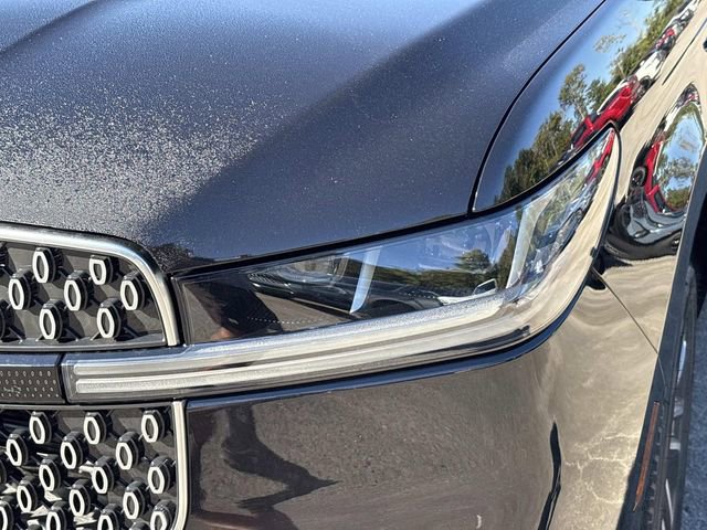 New 2025 Lincoln Navigator Reserve image 10