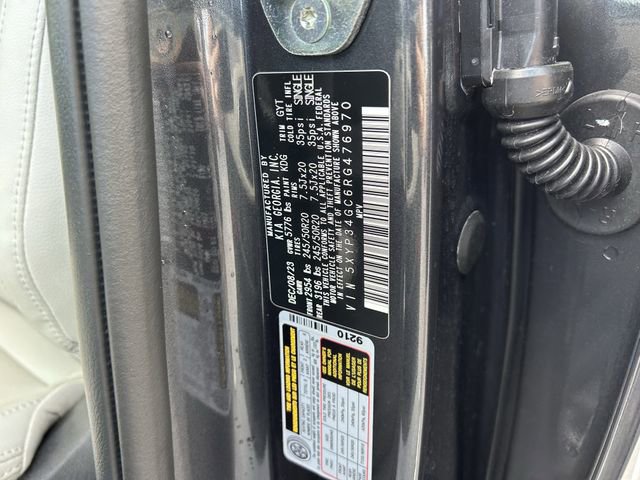 Used 2024 Kia Telluride EX image 38