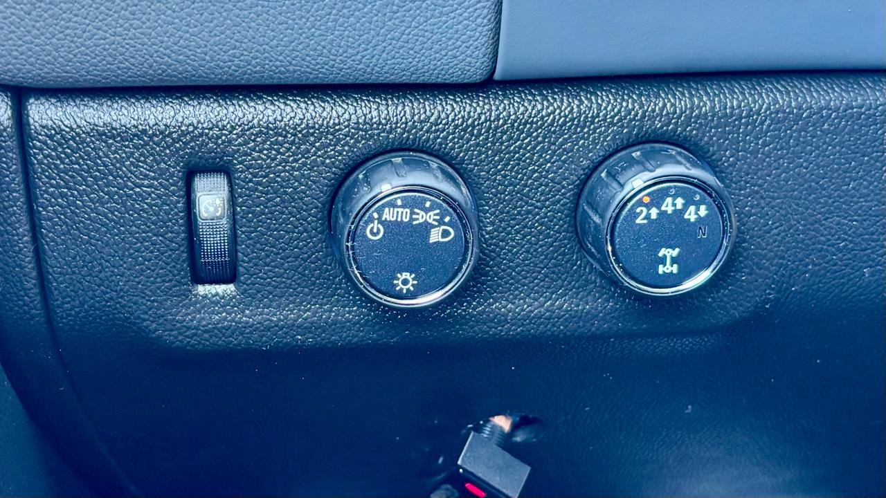 Used 2021 Chevrolet Colorado W/T w/ WT Convenience Package image 24