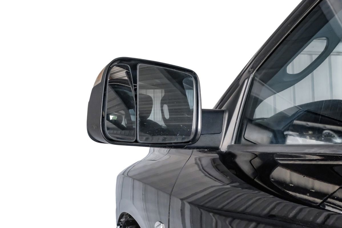 Used 2017 RAM 2500 Tradesman w/ Chrome Appearance Group image 39