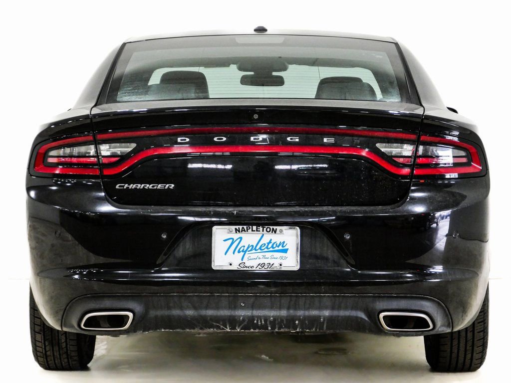 Used 2019 Dodge Charger SXT w/ Leather Interior Group image 8