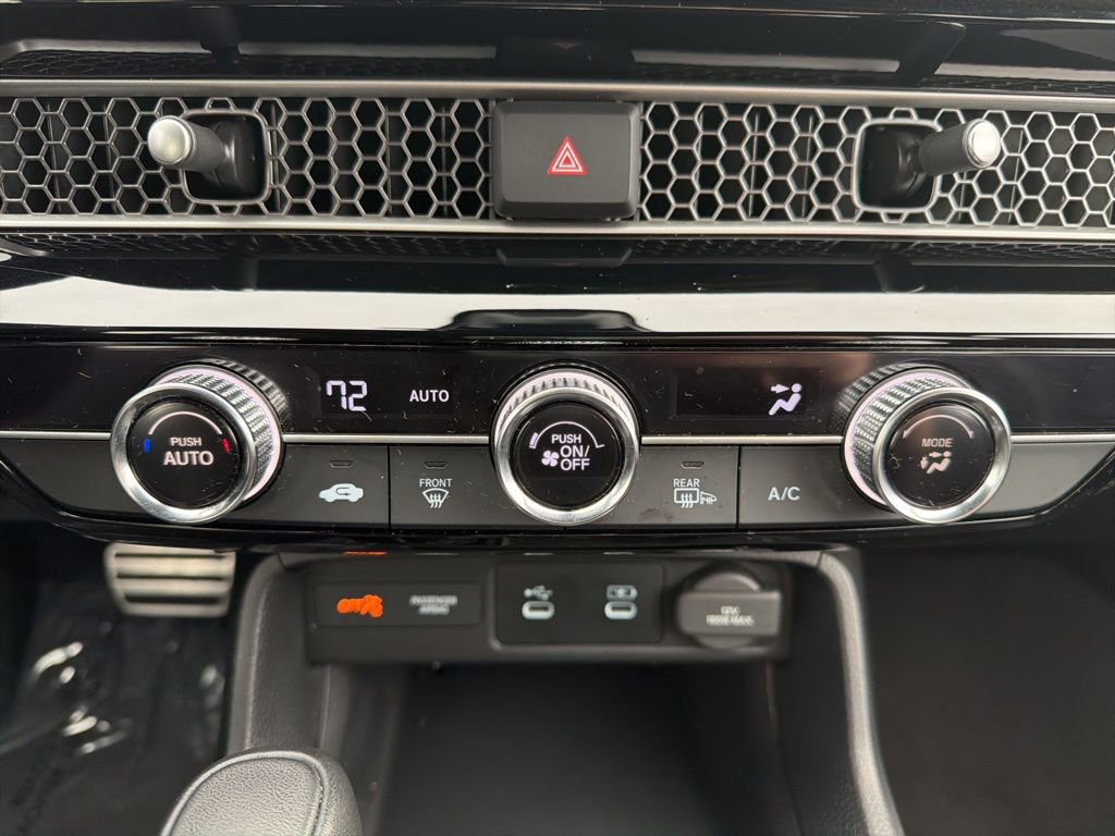 Used 2025 Honda Civic Sport image 31