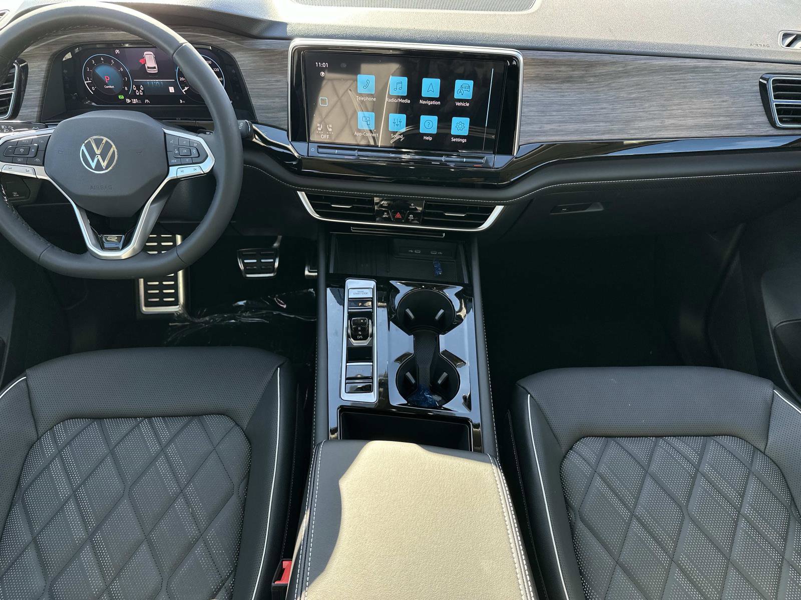 New 2026 Volkswagen Atlas SEL Premium R-Line image 15