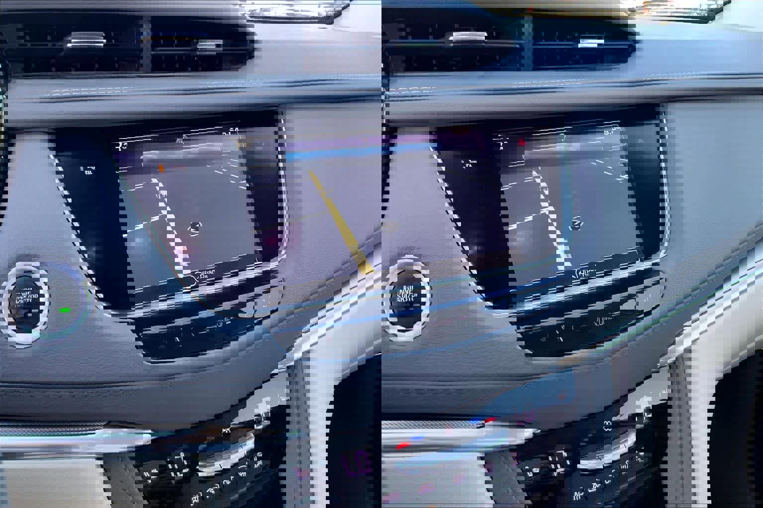 Used 2017 Cadillac XT5 Luxury w/ Driver Awareness Package FWD image 27