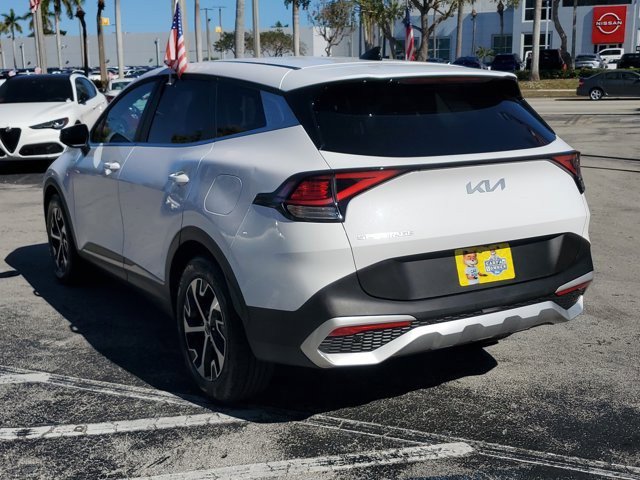 Used 2024 Kia Sportage EX image 5