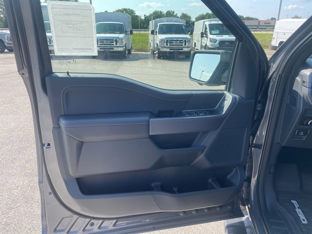 New 2025 Ford F150 XLT w/ Equipment Group 302A MID image 24