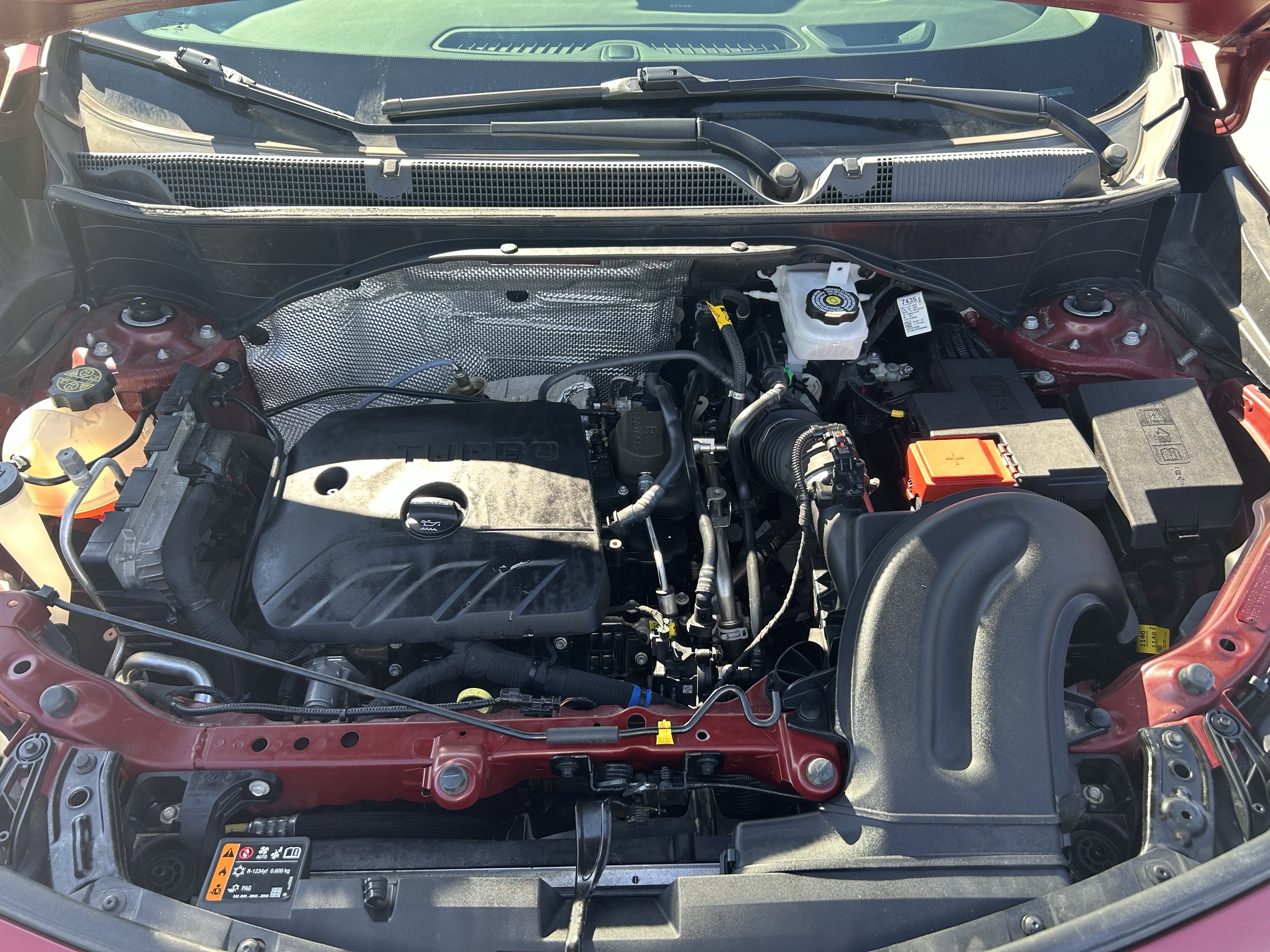 Used 2022 Buick Encore GX Essence w/ Experience Buick Package image 9