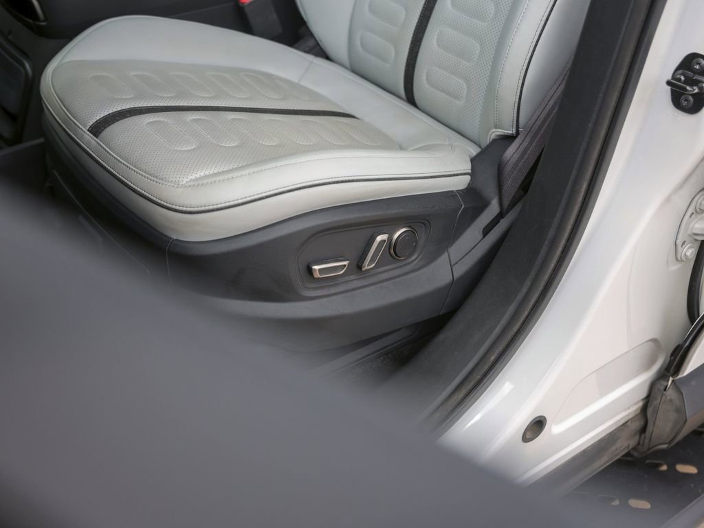Used 2023 Rivian R1S Adventure image 19