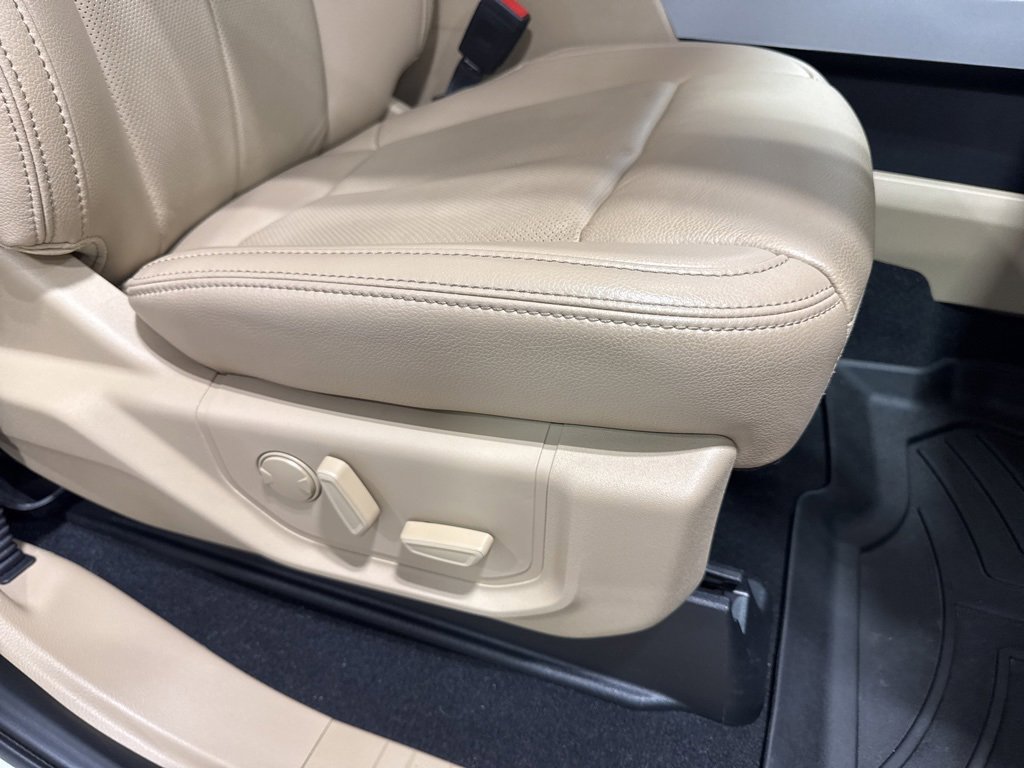 Used 2021 Ford F250 Lariat w/ FX4 Off-Road Package image 50