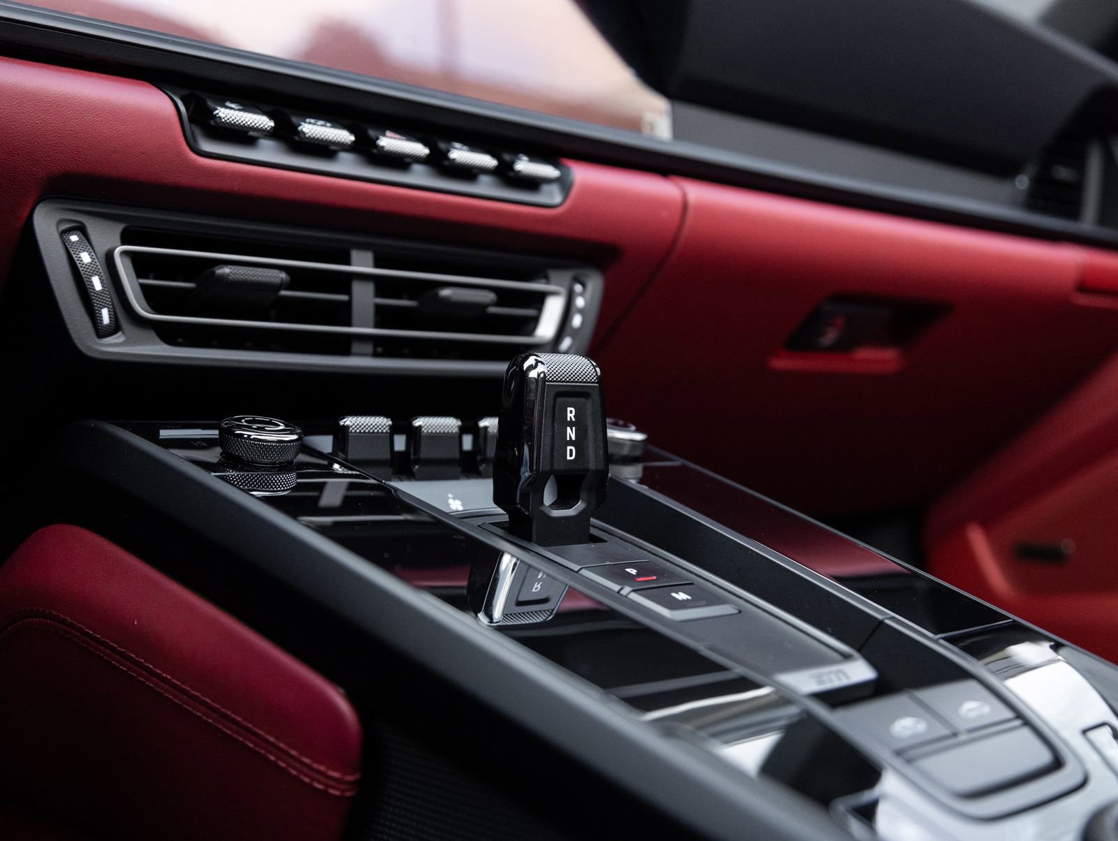 Certified 2024 Porsche 911 Targa 4 GTS w/ Premium Package image 30