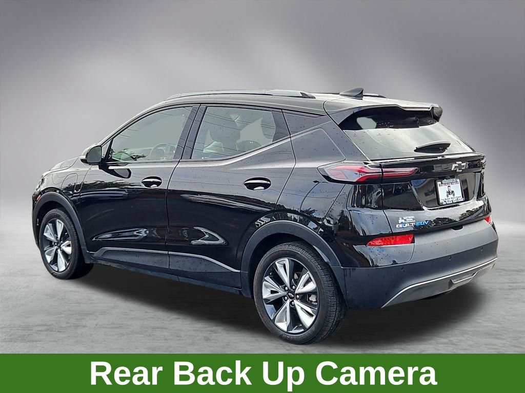 Used 2023 Chevrolet Bolt EUV LT w/ Convenience Package image 5