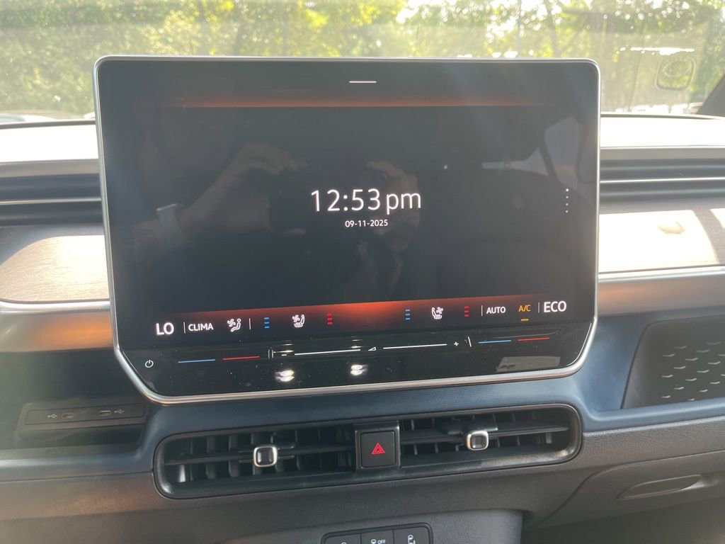 New 2025 Volkswagen ID. Buzz Pro S image 20