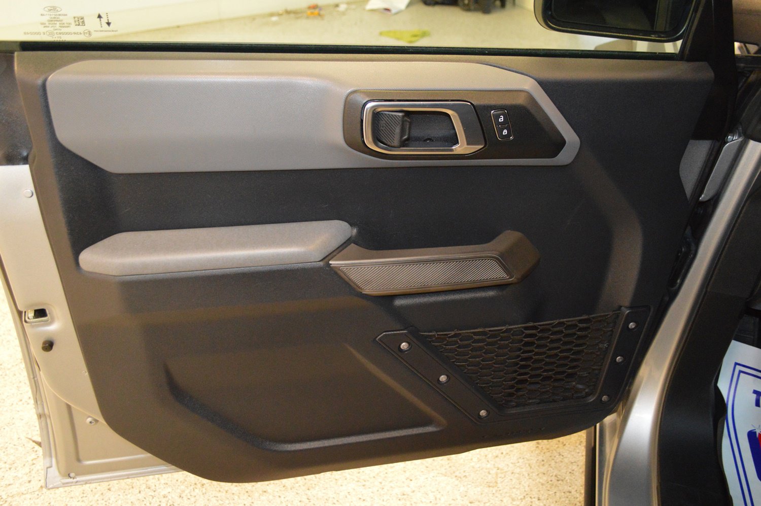 Used 2021 Ford Bronco Black Diamond image 14