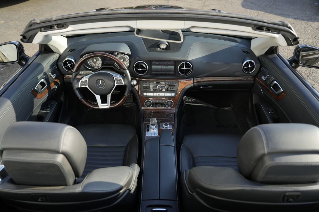 Used 2014 Mercedes-Benz SL 550 image 20