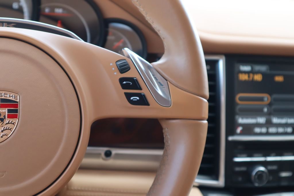 Used 2014 Porsche Panamera Turbo image 12