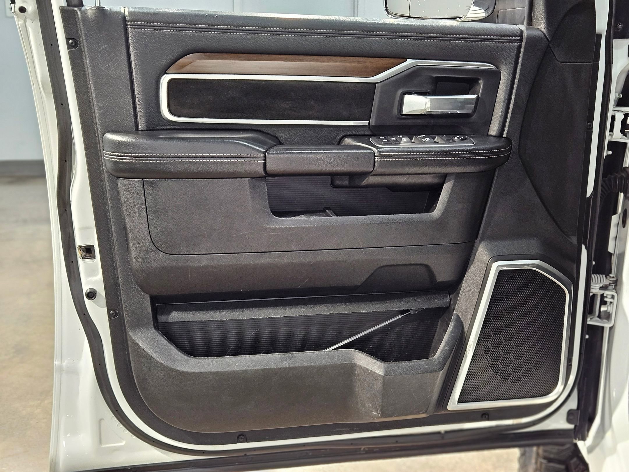 Used 2022 RAM 2500 Laramie image 20