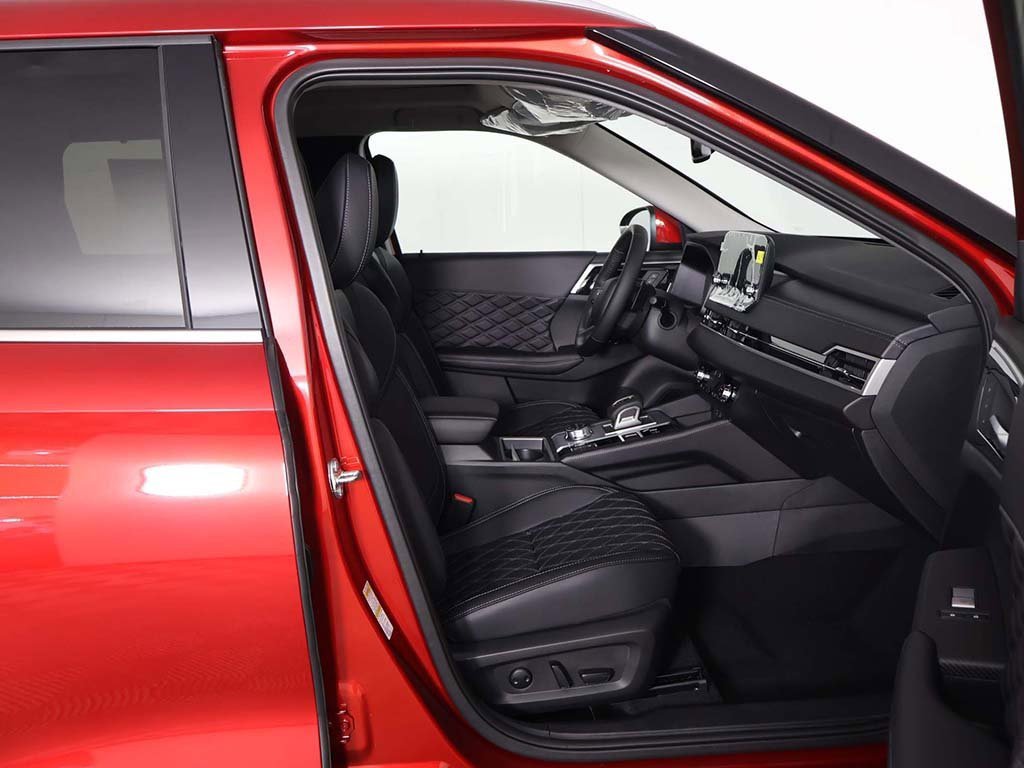New 2025 Mitsubishi Outlander SEL image 33