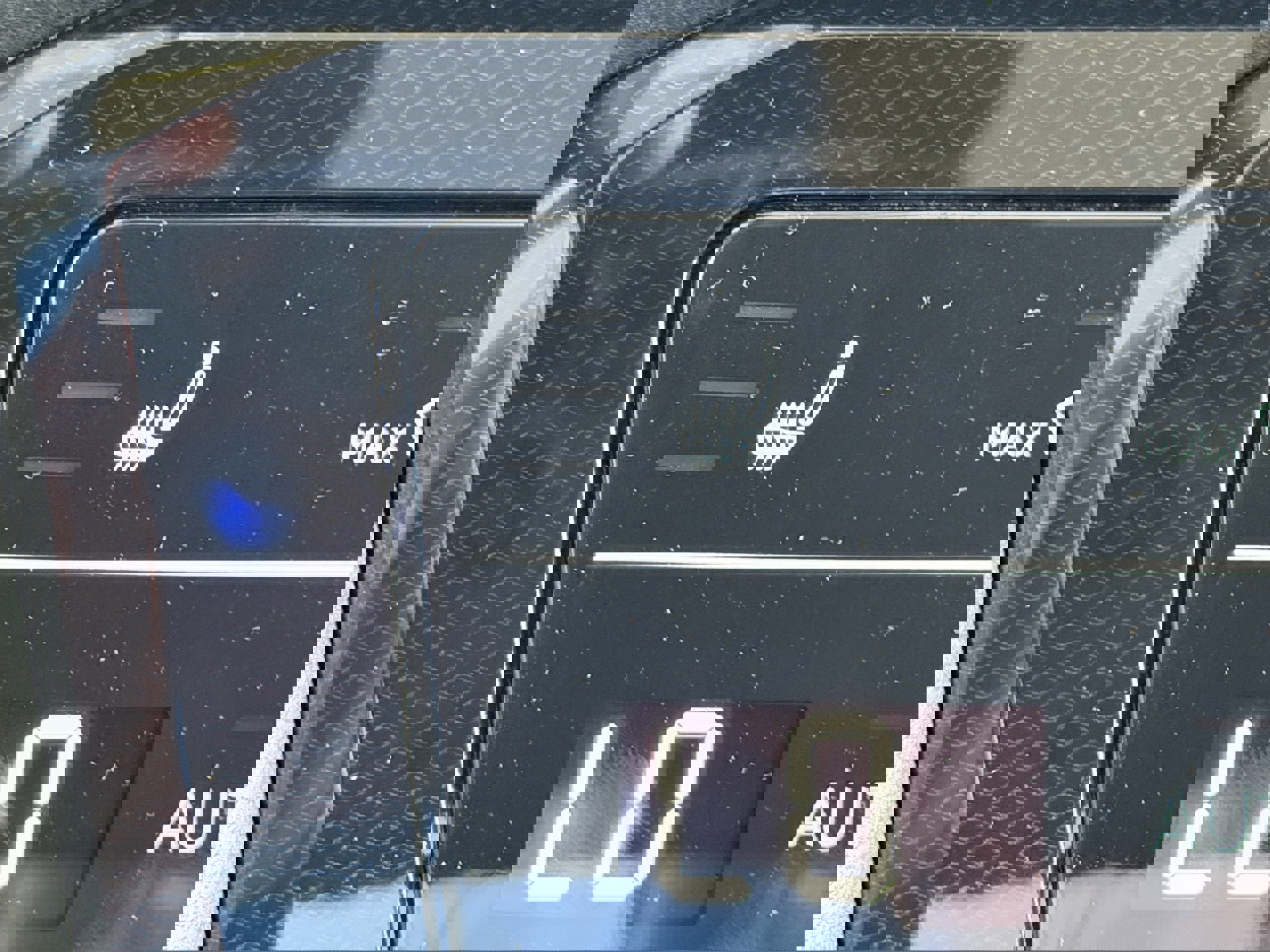 New 2026 Volkswagen Taos SE image 23