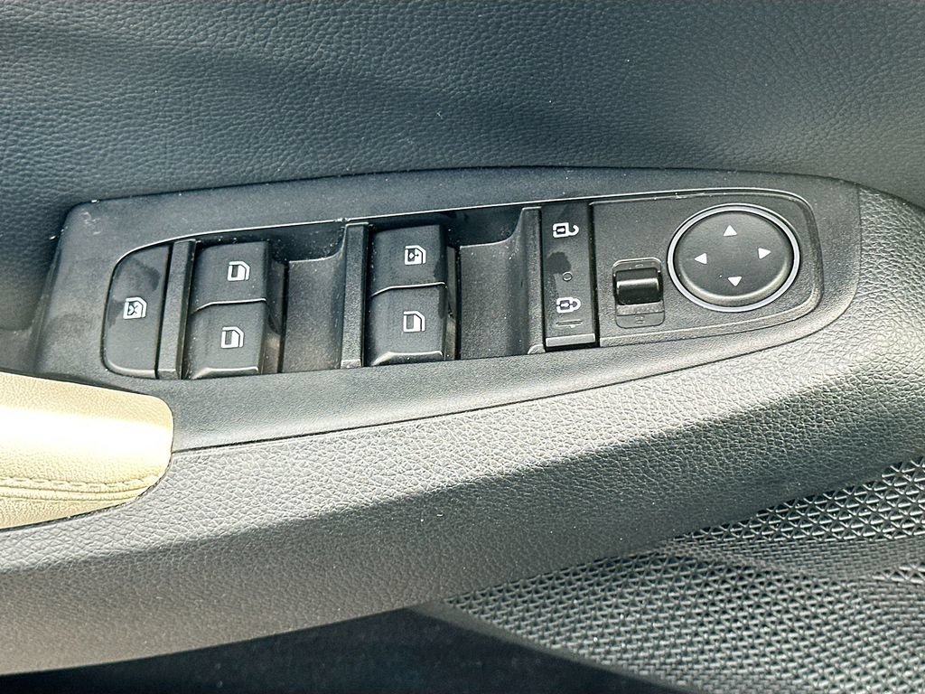 Certified 2021 Kia Seltos EX AWD/4WD image 17