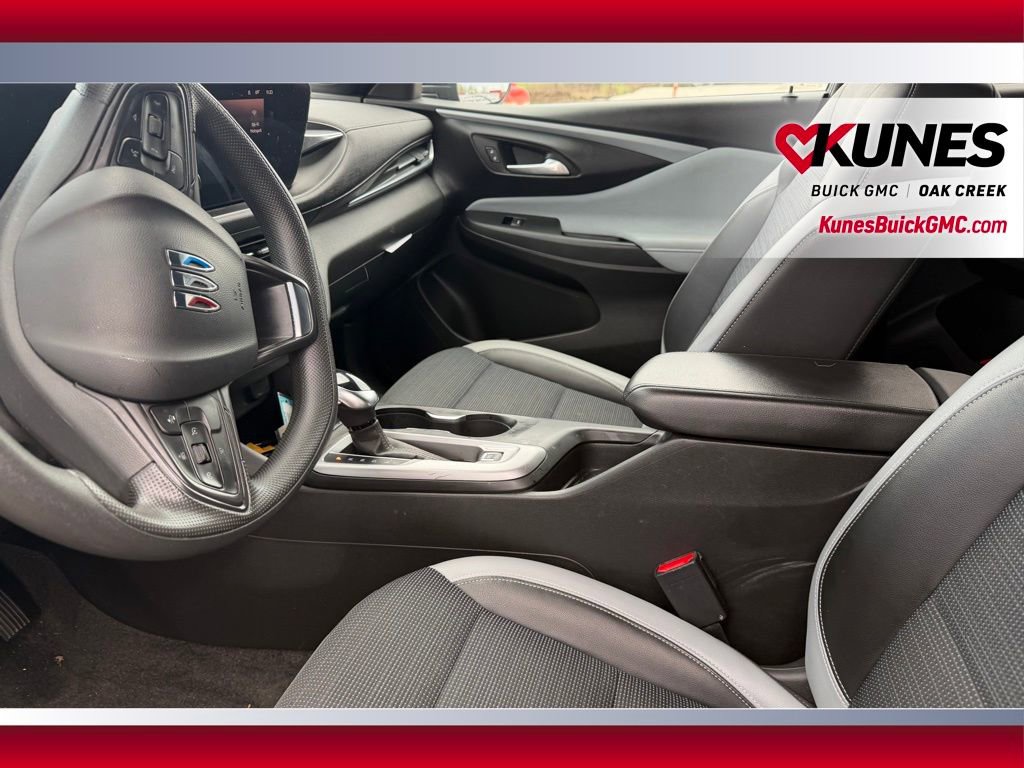 Used 2024 Buick Envista Preferred w/ Advanced Safety Package image 8