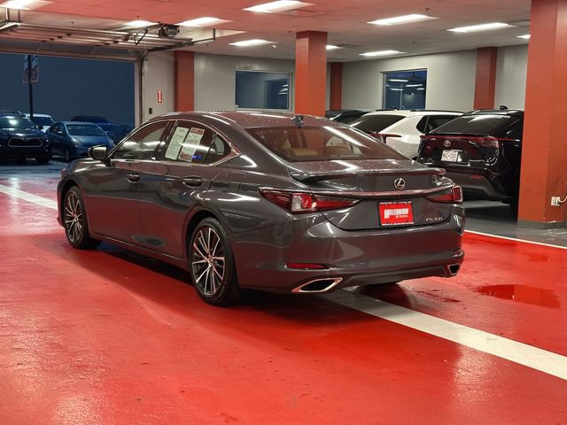 Used 2023 Lexus ES 350 w/ Premium Package FWD image 5