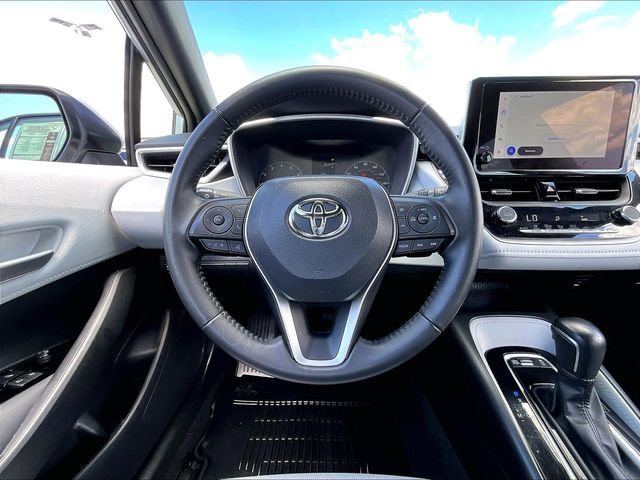 Used 2023 Toyota Corolla SE w/ SE Premium Package FWD image 17