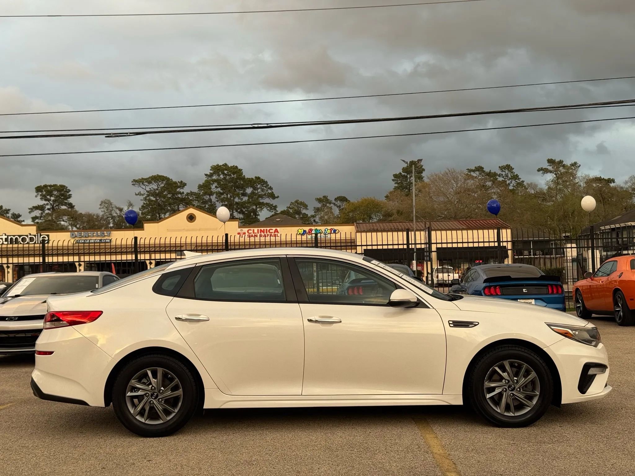 Used 2019 Kia Optima LX image 11