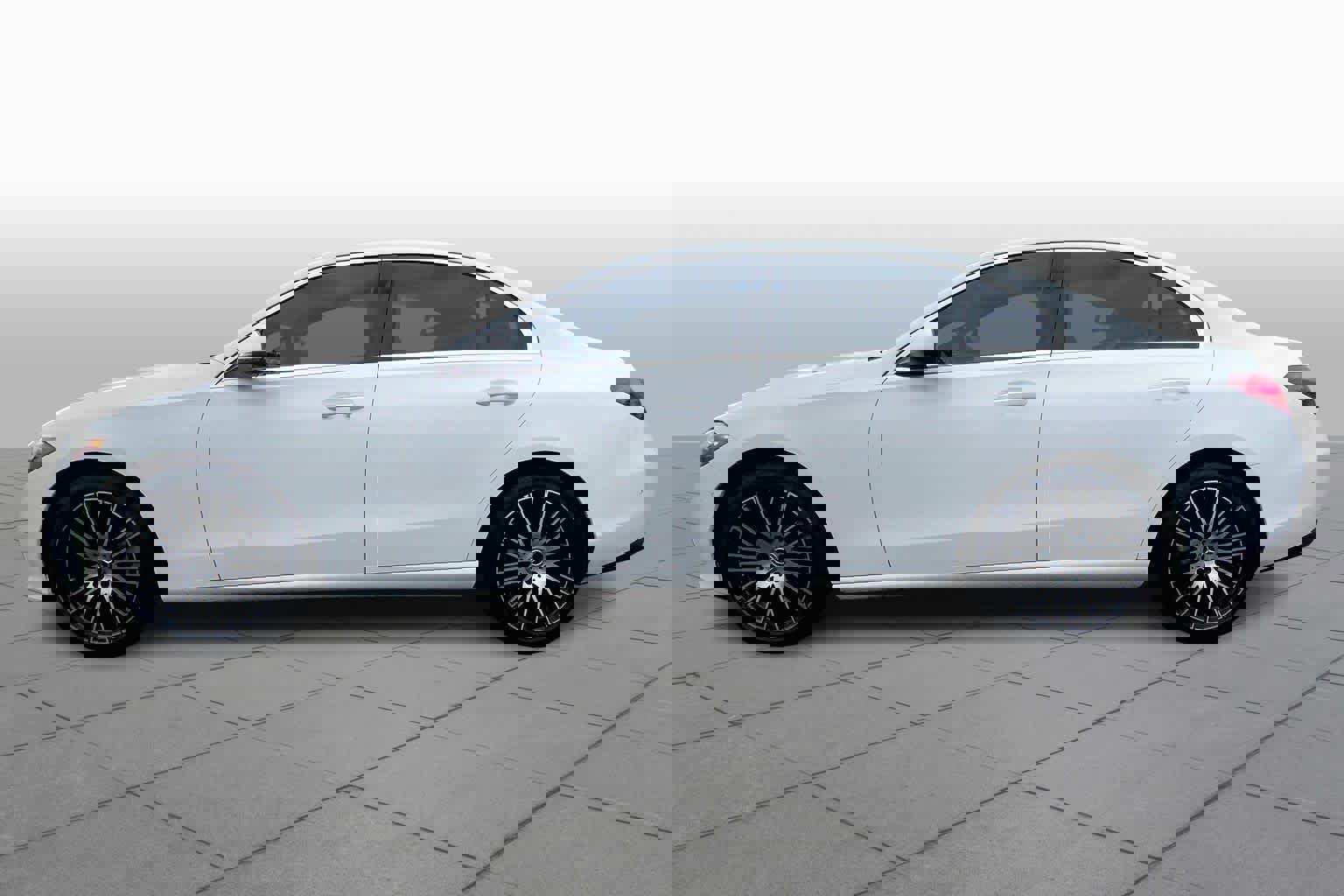 Used 2023 Mercedes-Benz C 300 Sedan image 32