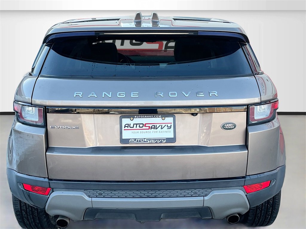 Used 2016 Land Rover Range Rover Evoque SE image 6