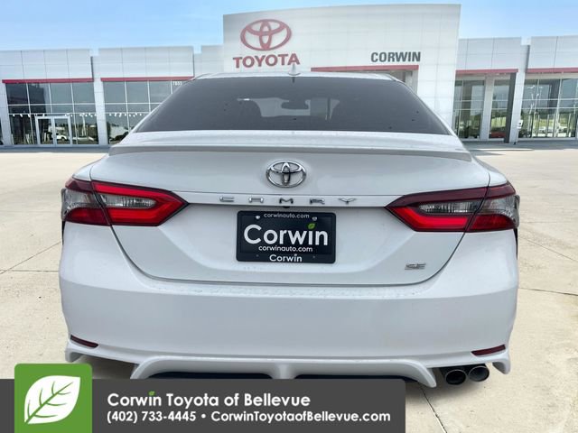 Used 2024 Toyota Camry SE FWD image 4