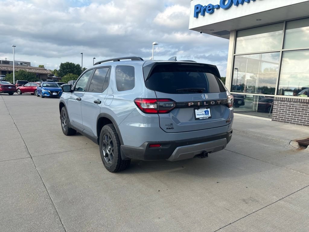 Certified 2026 Honda Pilot TrailSport image 7