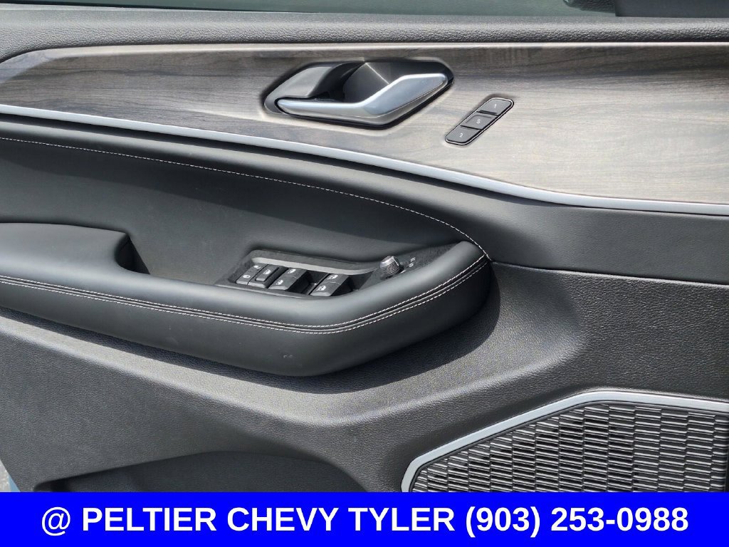 Used 2026 Jeep Grand Cherokee L Limited AWD/4WD image 34