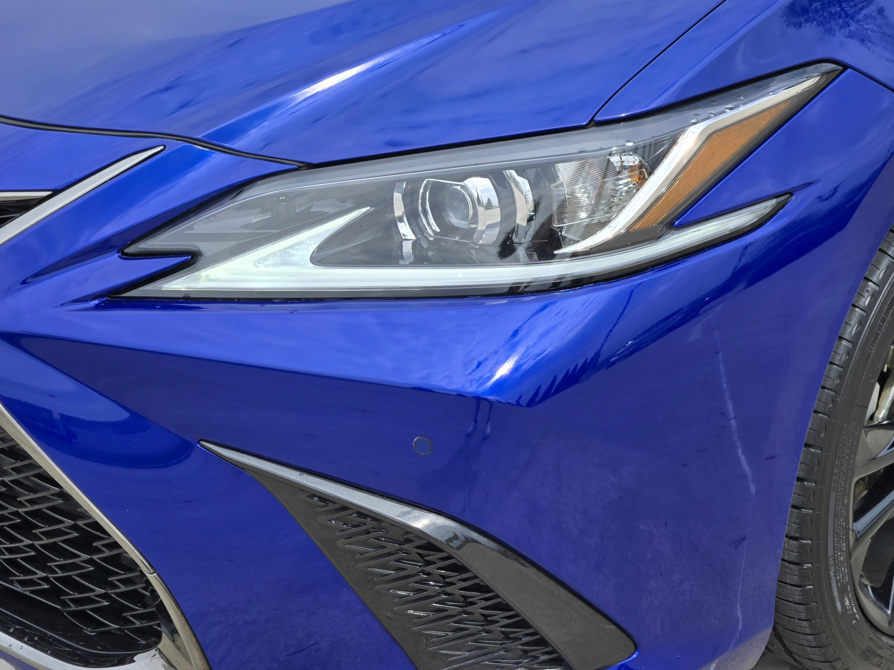 Certified 2024 Lexus ES 350 F Sport w/ Accessory Package (Z2) FWD image 37
