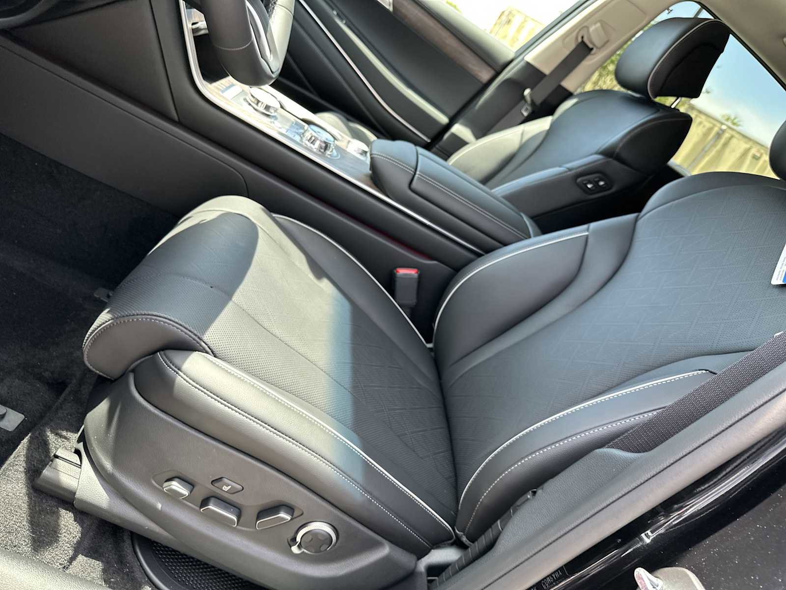 New 2026 Genesis GV80 2.5T Prestige AWD/4WD image 8