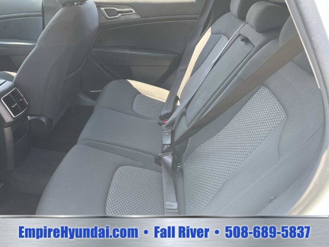 Used 2024 Kia Sportage LX FWD image 14