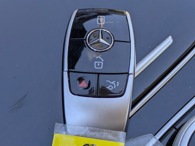 Used 2018 Mercedes-Benz E 400 4MATIC Sedan image 30