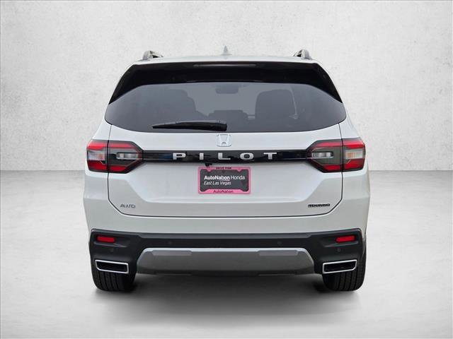 New 2026 Honda Pilot Touring image 8